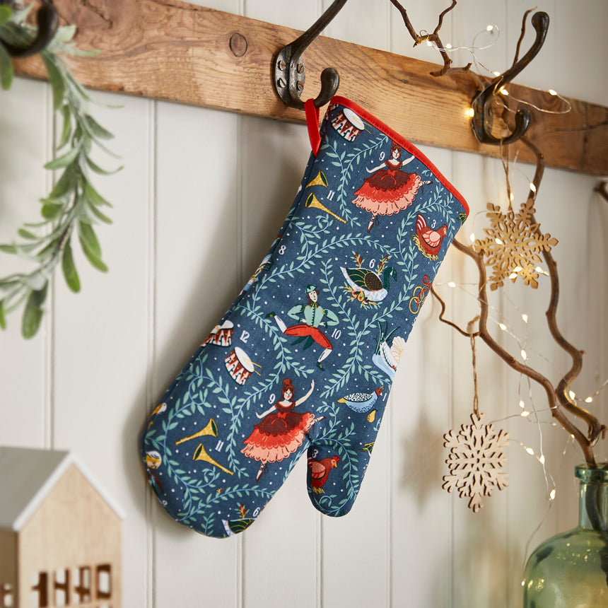 Ulster Weavers 12 Days of Christmas Gauntlet