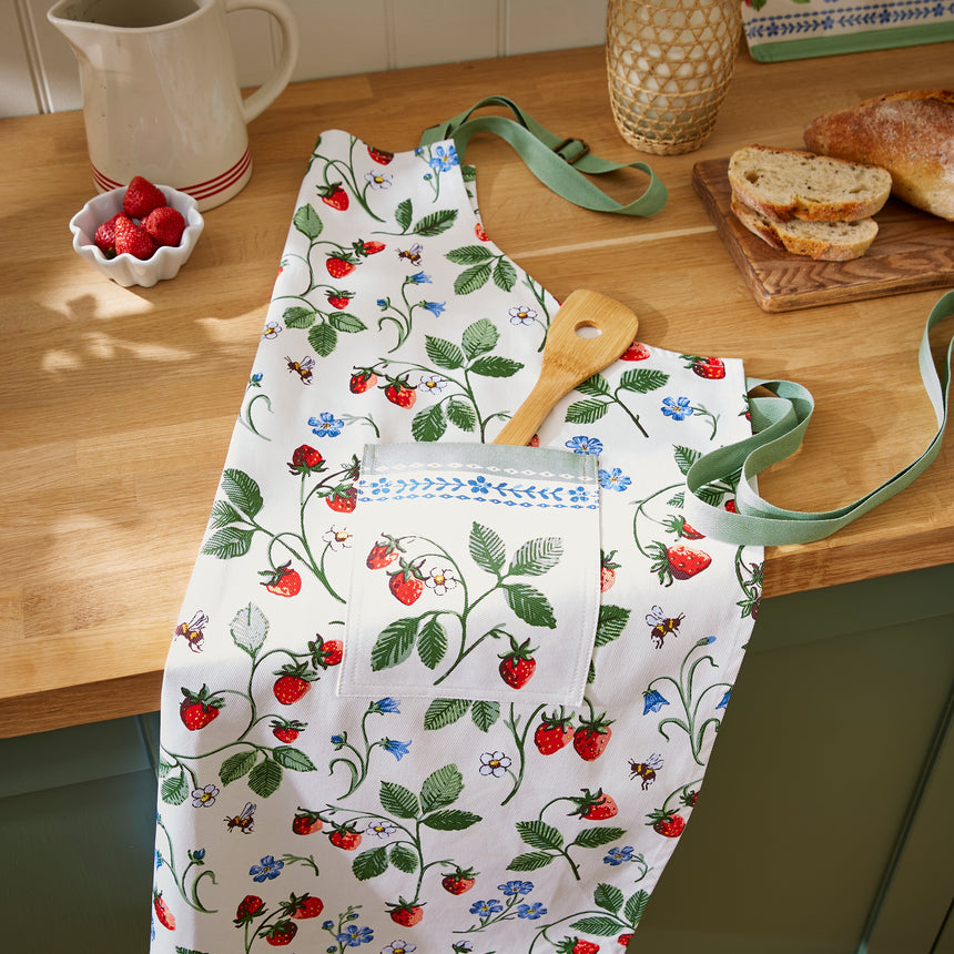 Ulster Weavers Strawberry Patch Cotton Apron