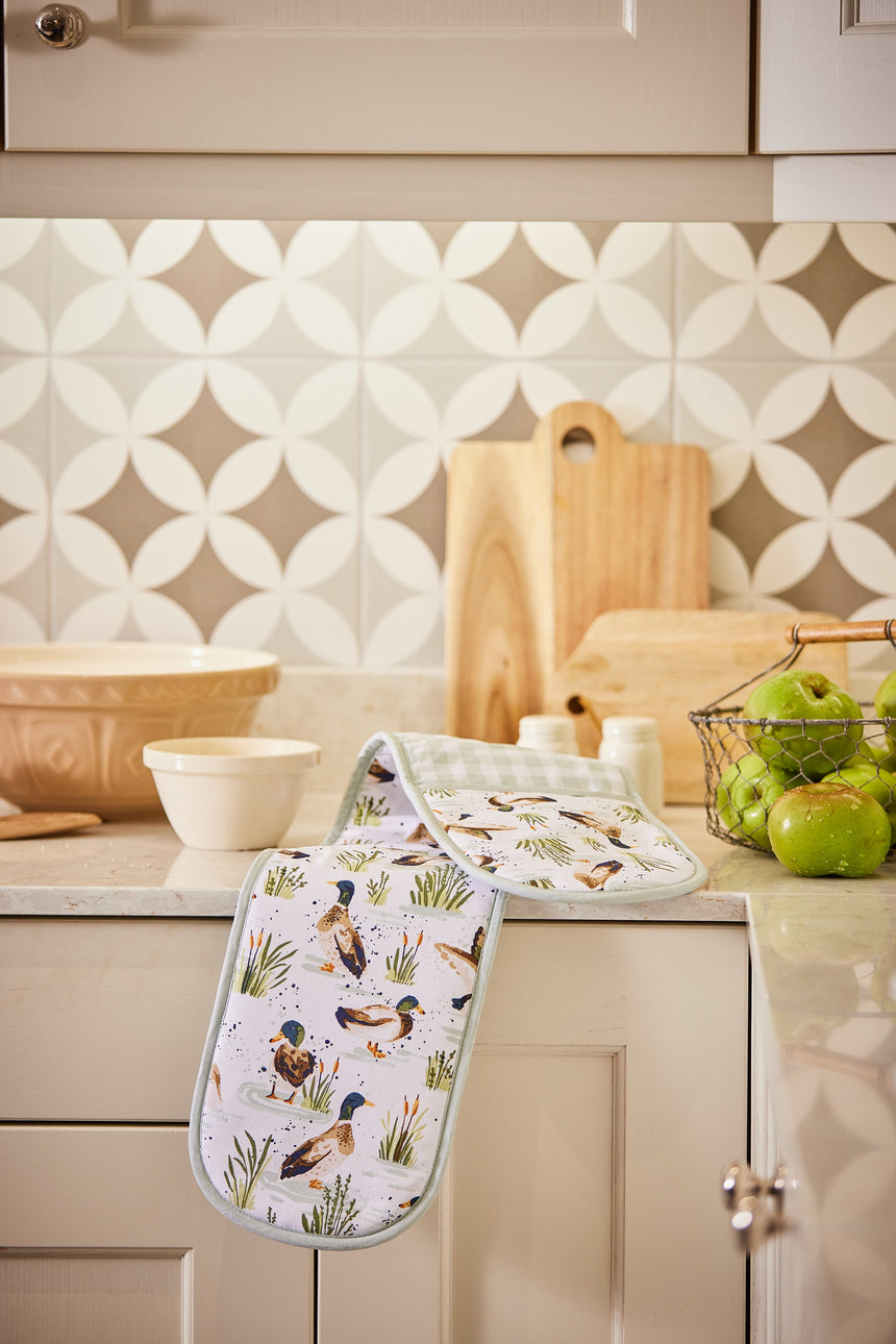 Ulster Weavers Farmhouse Ducks Double Oven Glove