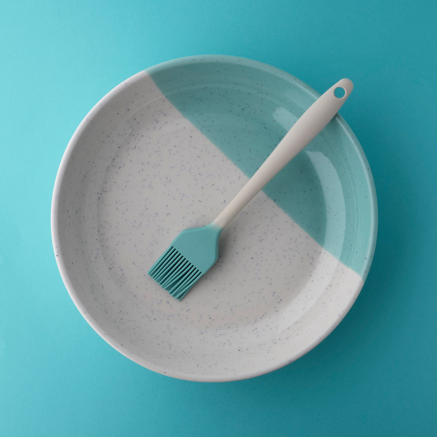 Taylors Silicone Brush 20cm - Buttermilk/Turquoise