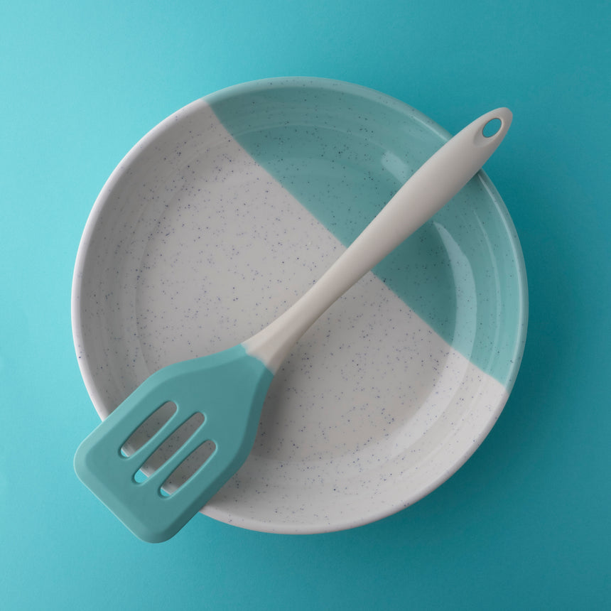 Taylors Silicone Slotted Turner 28cm - Buttermilk/Turquoise