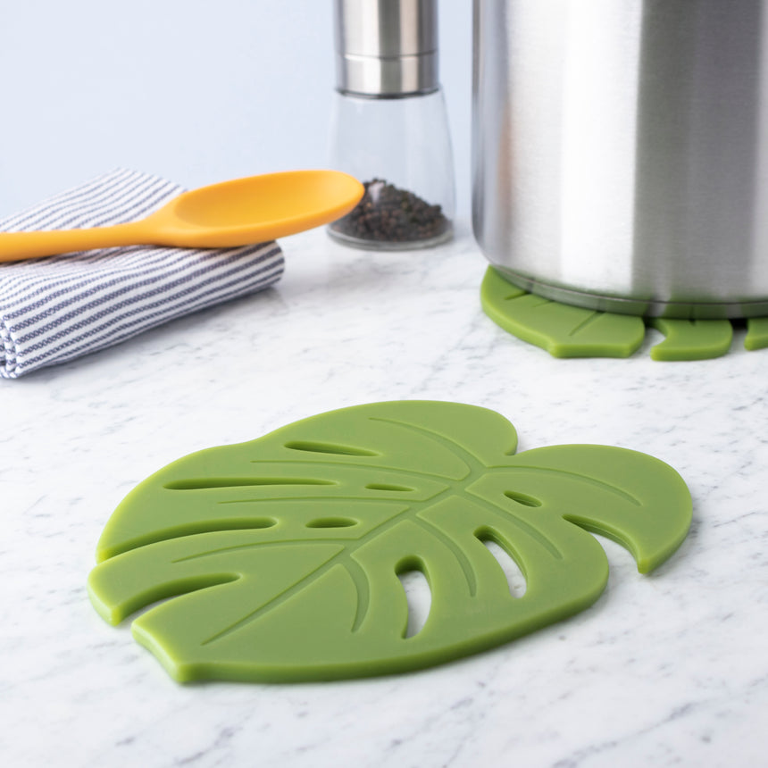 Taylors Monstera Leaf Silicone Trivet