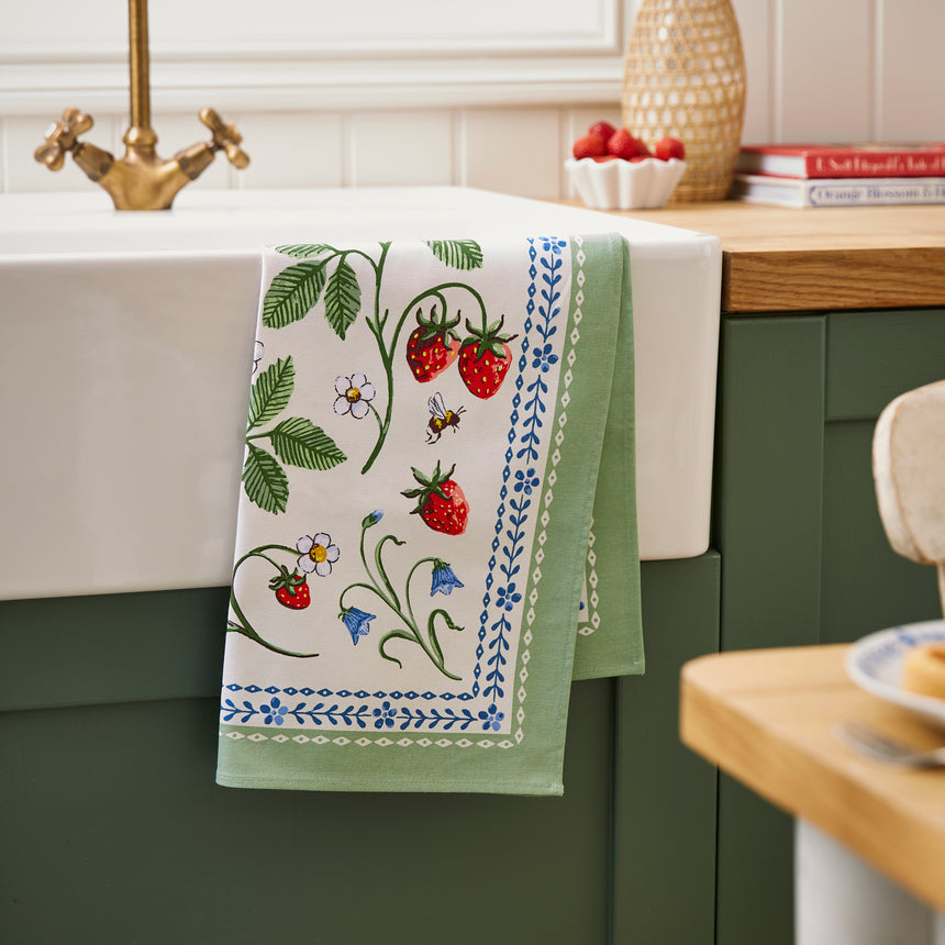 Ulster Weavers Strawberry Patch Cotton Tea Towel