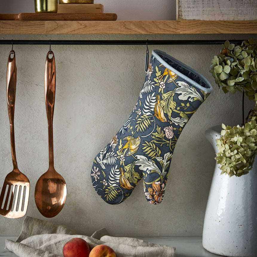 Ulster Weavers Finch & Flower Gauntlet